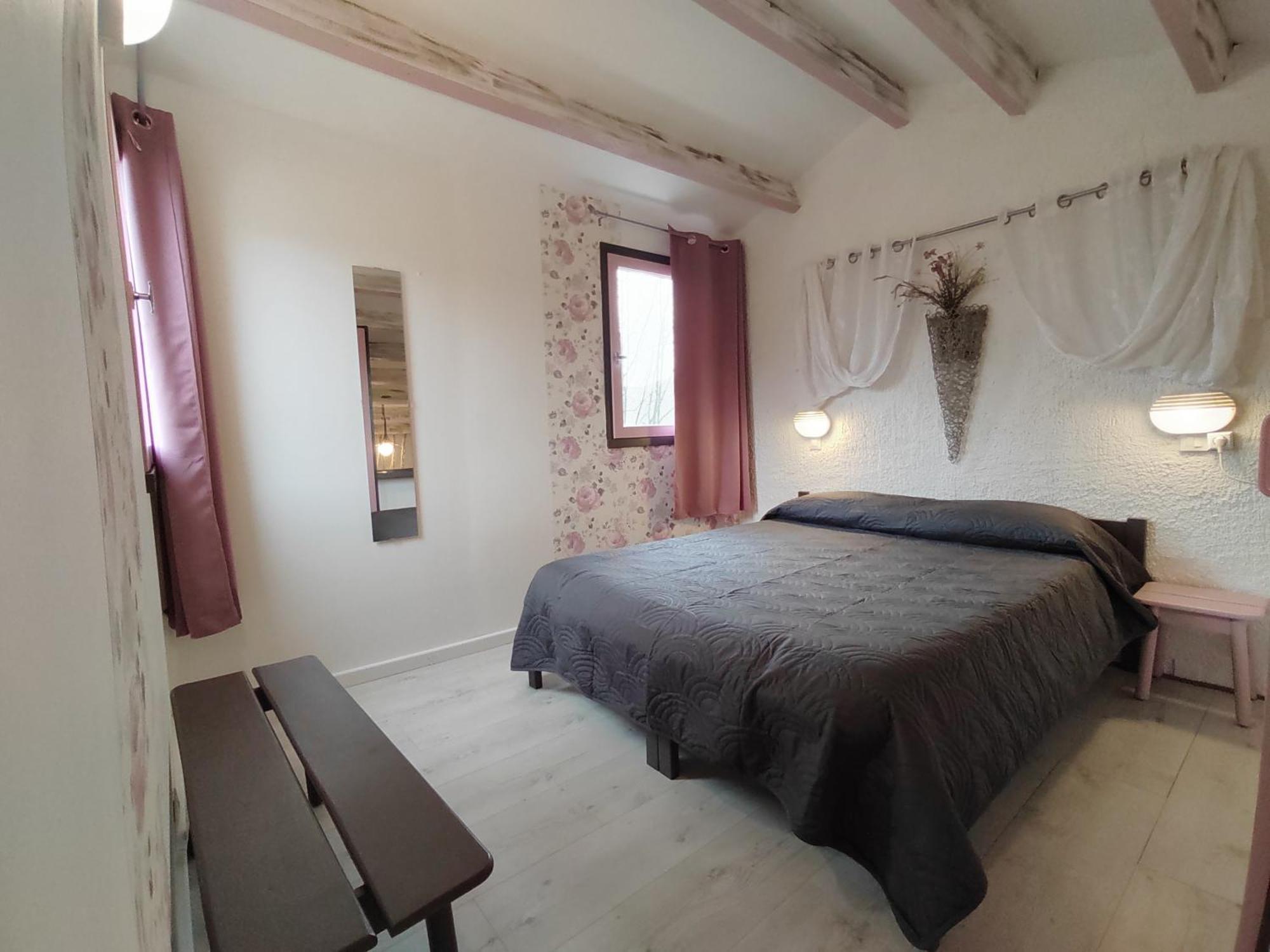 Village Bord De Ciel Caylus Εξωτερικό φωτογραφία